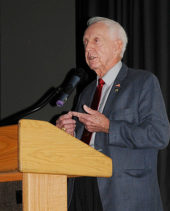 Photo of Haynes speaking in 2008.